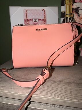 NWOT Steve Madden Coral Crossbody Bag
